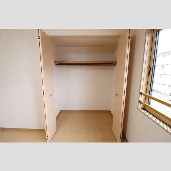 収納 (クローゼット)