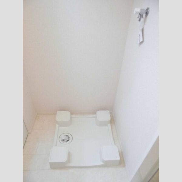 その他 (室内洗濯機置き場)