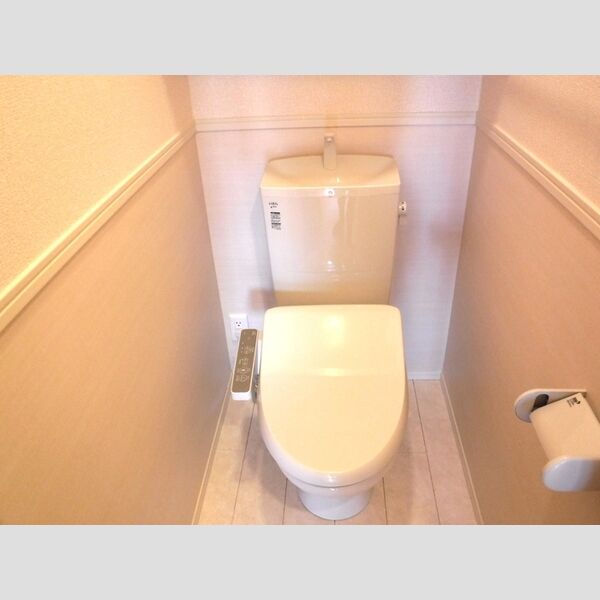 トイレ (温水洗浄暖房便座)