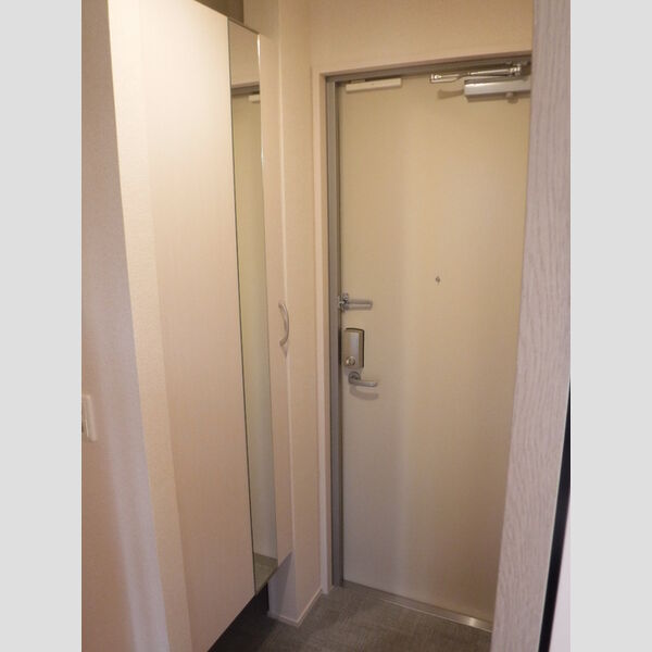 玄関 (玄関)