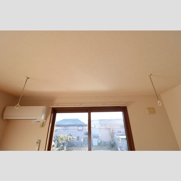 その他 (室内物干し)