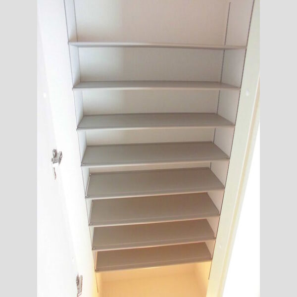 玄関 (シューズBOX)