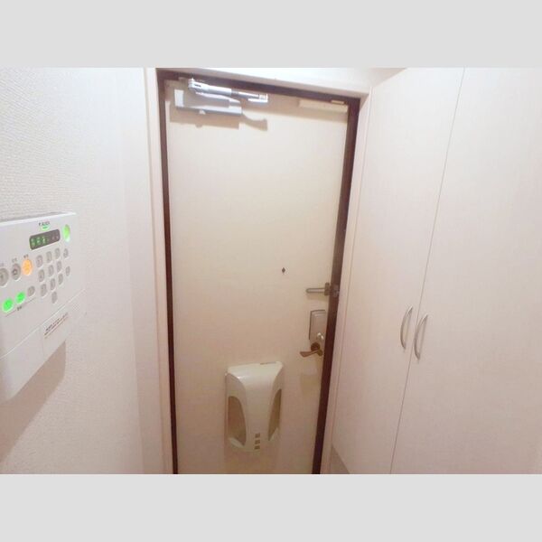 玄関 (玄関)