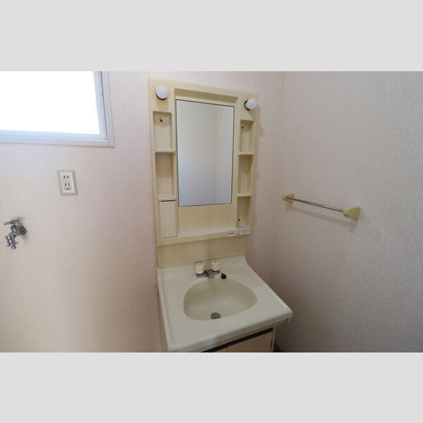 洗面所 (洗髪洗面化粧台)