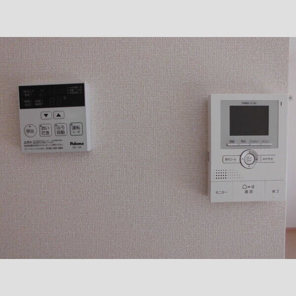 その他設備 (テレビインとーホンとおいだき給湯)