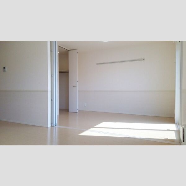 その他 (洋室②)