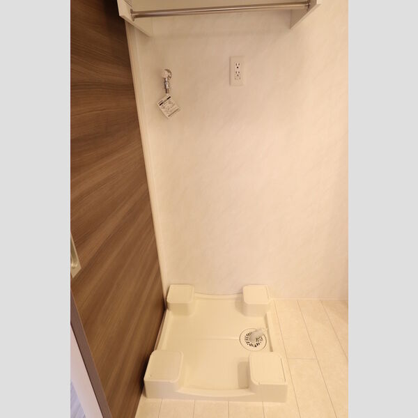 その他 (室内洗濯機置き場)