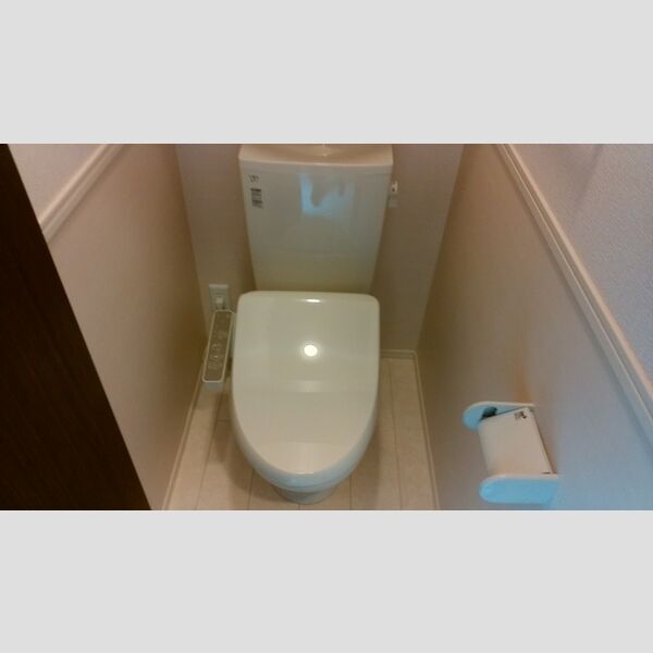 トイレ (洗髪洗面化粧台)