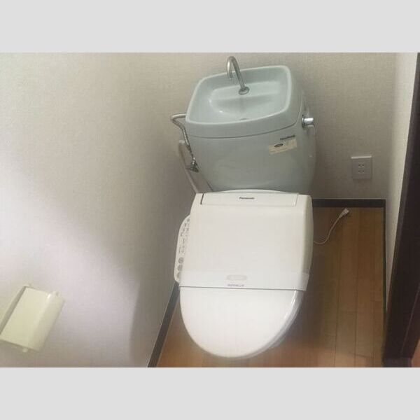 トイレ (温水洗浄暖房便座)