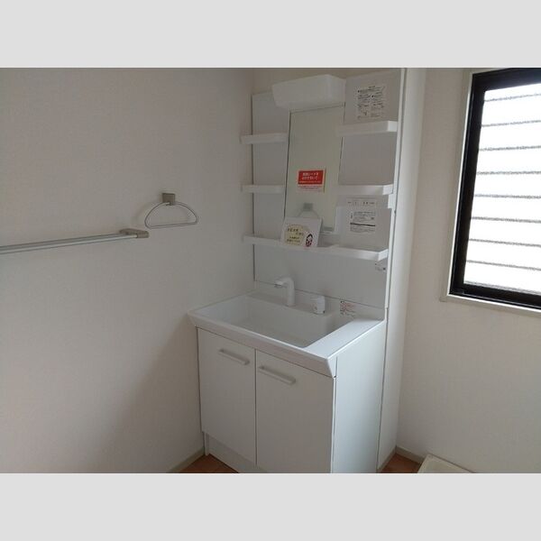 洗面所 (洗髪洗面化粧台)