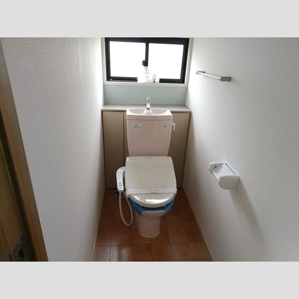 その他設備 (2階のトイレ)