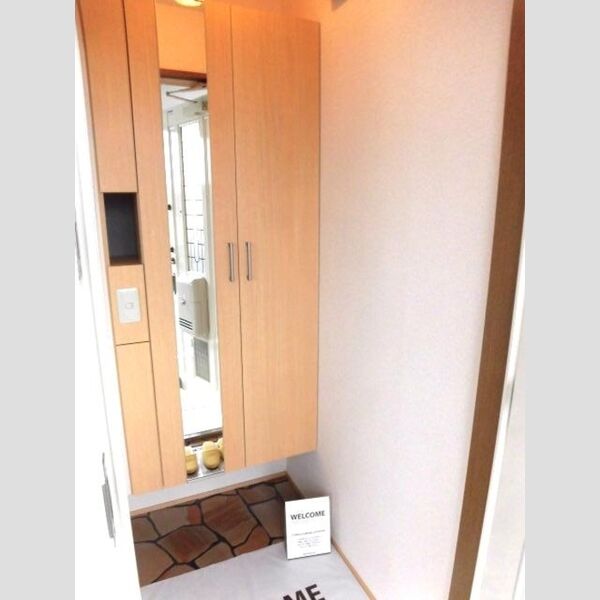 玄関 (玄関)