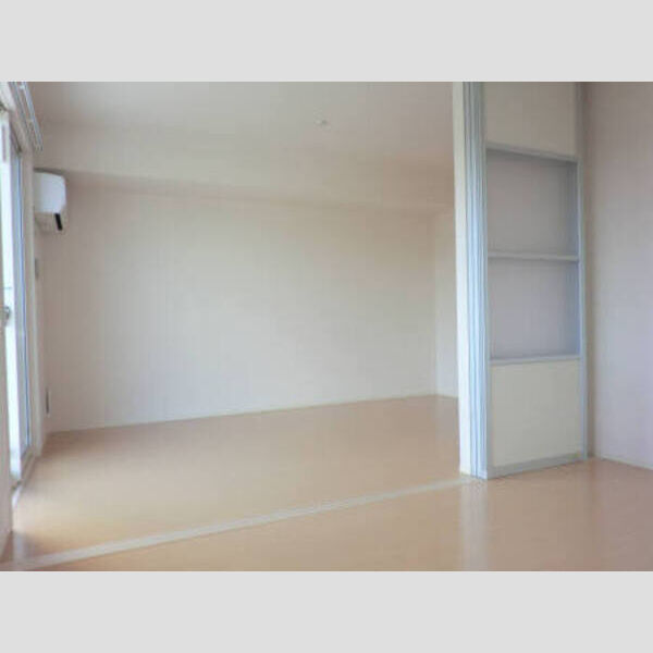 居室・リビング (リビング 102)