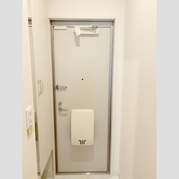 玄関 (玄関入口)