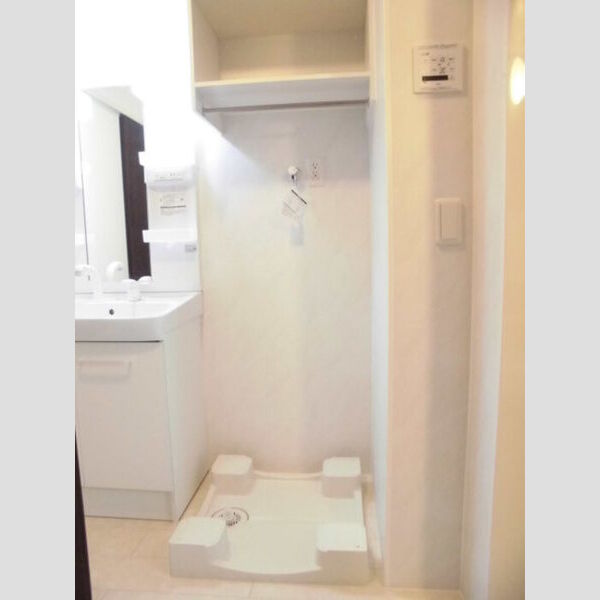 その他 (室内洗濯機置き場)