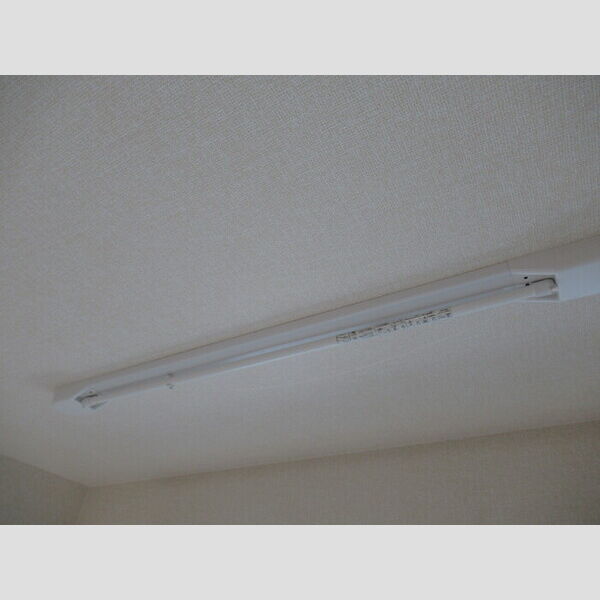 その他 (室内物干し)