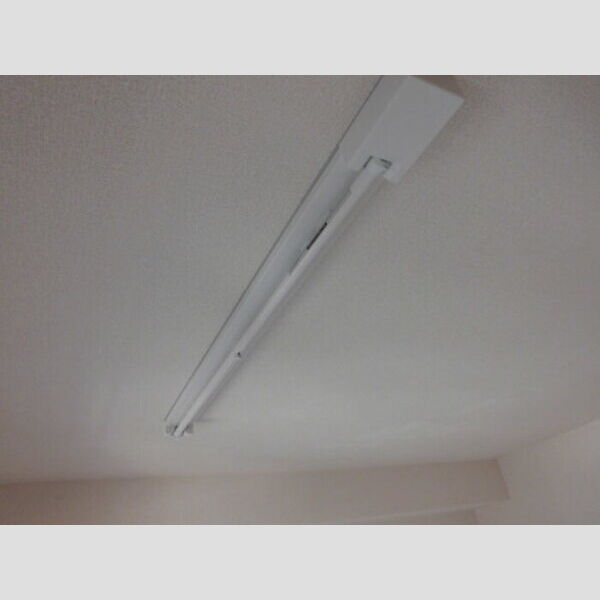 その他 (室内物干し)