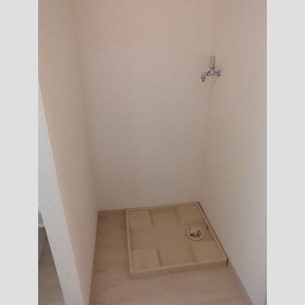 その他 (洗濯機置き場)