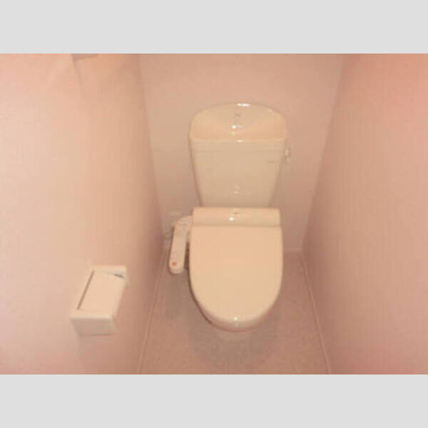 トイレ (トイレ)