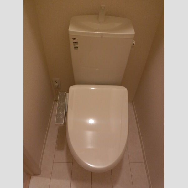 トイレ (温水洗浄暖房便座)