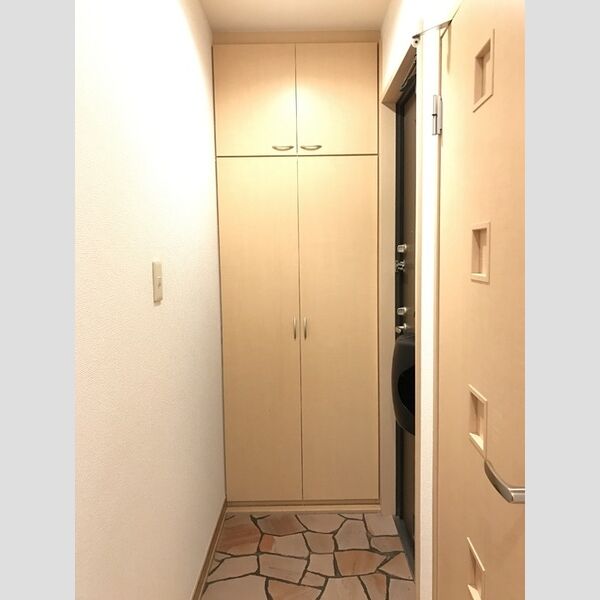 玄関 (玄関入口)