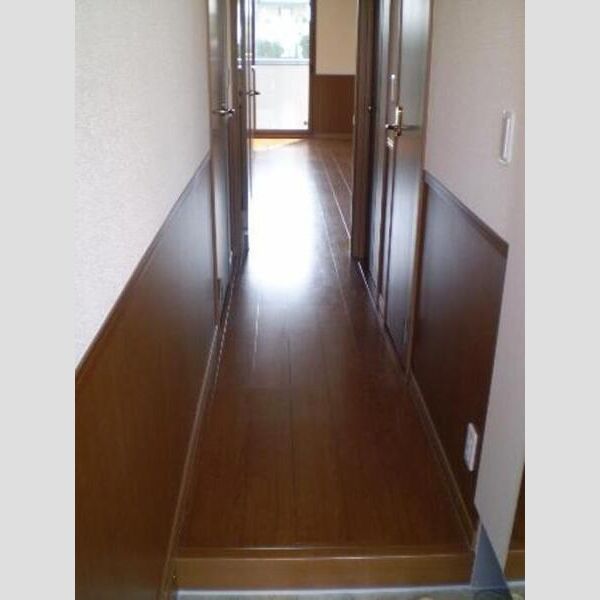 その他 (セレッソ6号室通路)