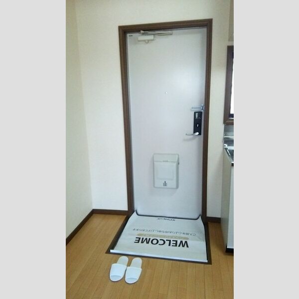 玄関 (玄関)
