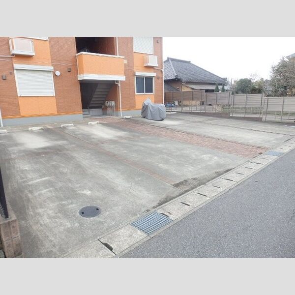 駐車場 (駐車場)