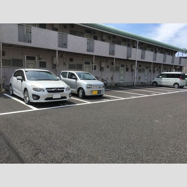 駐車場 (駐車場)