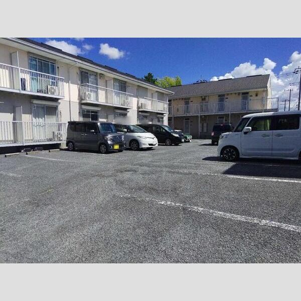 駐車場 (駐車場)