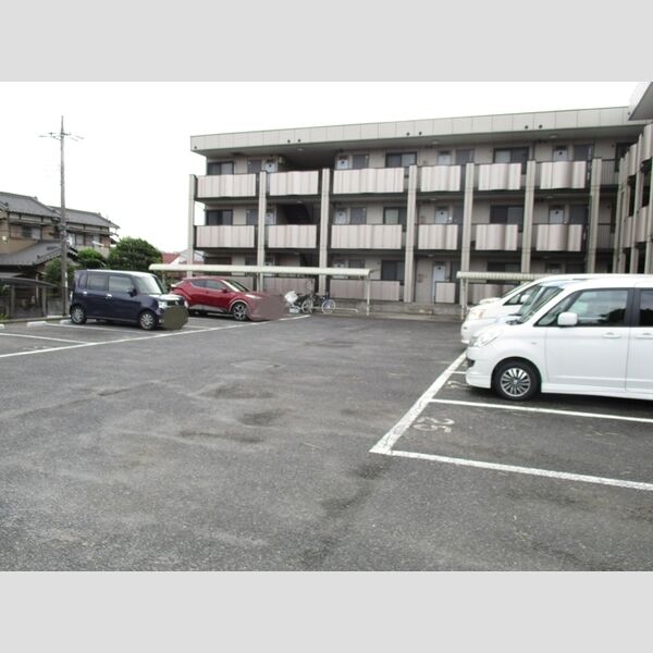 駐車場 (駐車場)