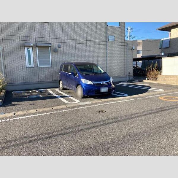 駐車場 (駐車場)
