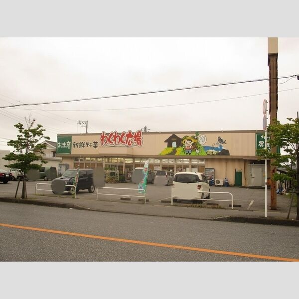 現地周辺 (わくわく広場(469m徒歩6分))