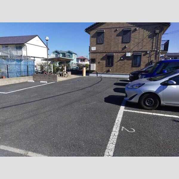 駐車場 (駐車場)