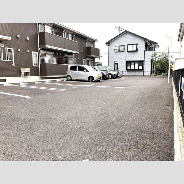 駐車場 (駐車場)