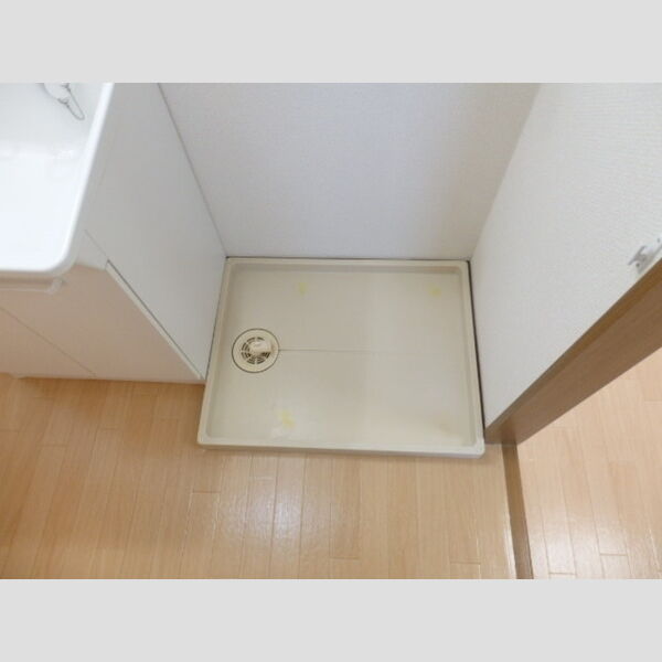 その他 (洗濯機置き場)