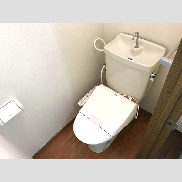 トイレ (温水洗浄暖房便座)