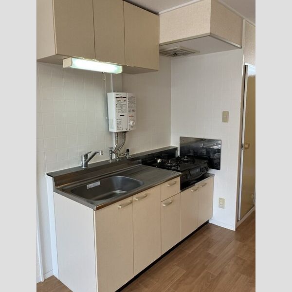 キッチン (キッチン)