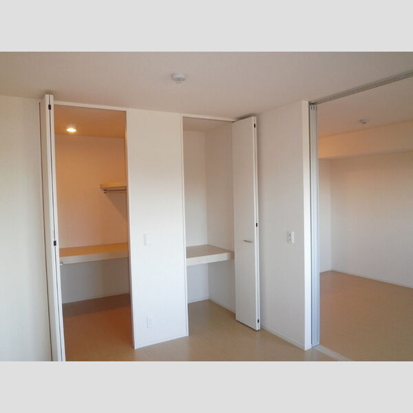 その他 (305洋室)