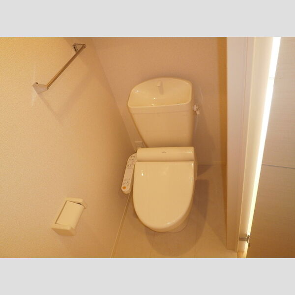 トイレ (305トイレ)