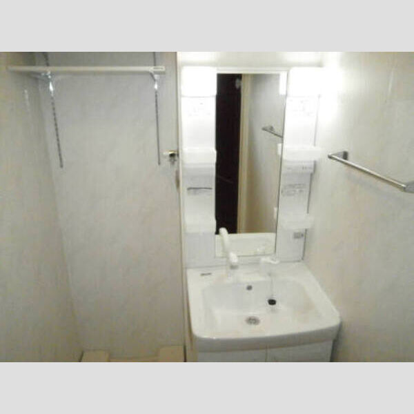 洗面所 (洗面室202)