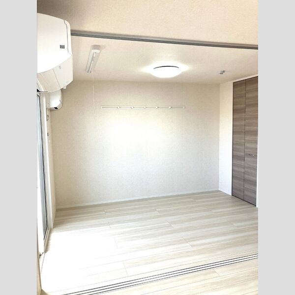 その他 (洋室②)