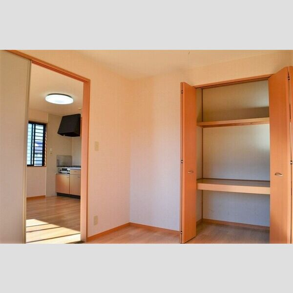 その他 (洋室①(別角度))