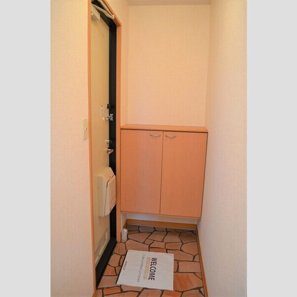 玄関 (シューズボックス有)