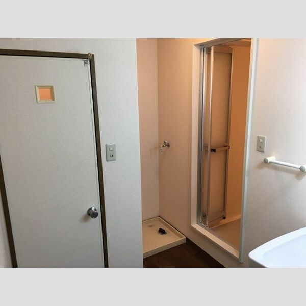 洗面所 (洗面所A101)