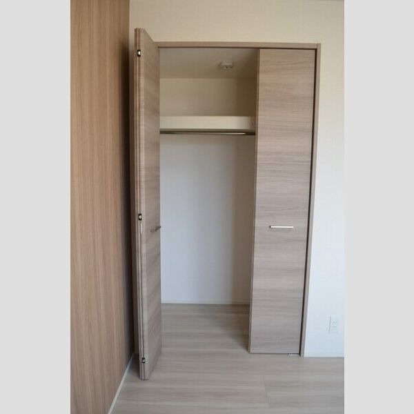 その他 (洋室②クローゼット)