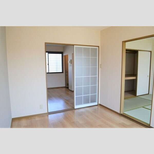 その他 (洋室(別角度))