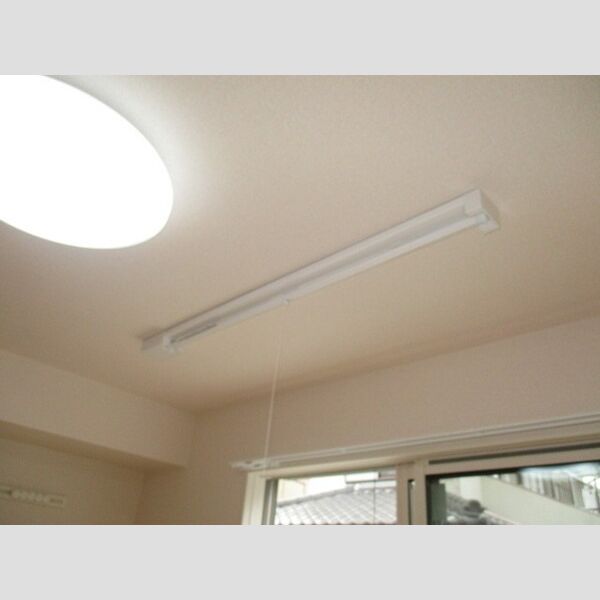 その他 (室内物干し)