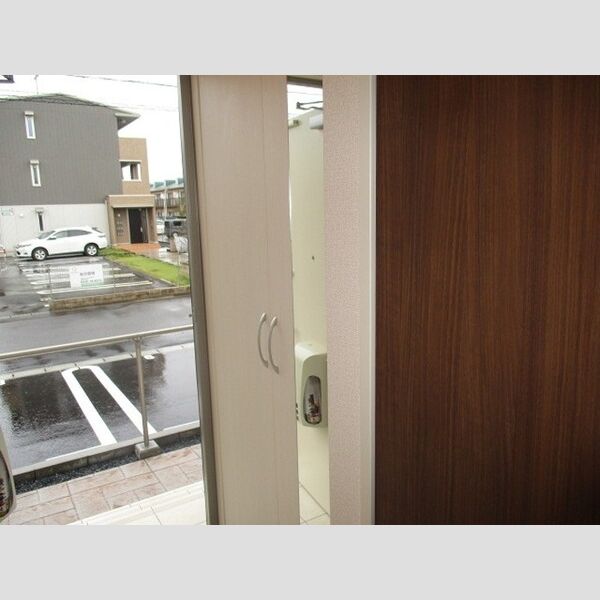 玄関 (シューズボックス)