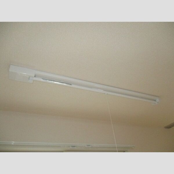 その他 (室内物干し)